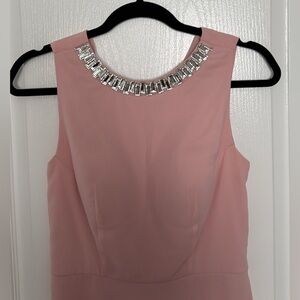 Chic Sleeveless Pink Dress with Beaded Neckline